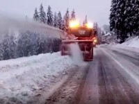 Zăpadă de jumătate de metru la Rânca. Drumarii sunt în alertă