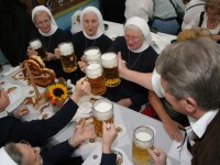Călugărițele din Belgia preiau tradiția de secole a călugărilor și încep să fabrice bere. ”Tuturor surorilor le place”