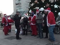 Ajutoarele lui Moș Crăciun au venit pe motoare, la Târgu Mureș. Au dăruit și au invitat și copiii să facă donații pentru cei mai puțin norocoși