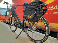 Poștașii din Vaslui vin cu pensia pe bicicletele electrice cu șezut „comfort line”. Care e viteza maximă