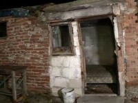 Individul care și-a decapitat prietenul își transformase casa în bar: „Criminalul avea pensie, ăstălalți nu aveau”