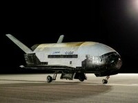 Avionul spațial secret al Pentagonului, lansat în spațiu la două săptămâni după „Dragonul Divin”. S-a ocupat Elon Musk