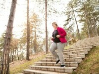 (P) Dr. Loredana Bărbulescu: „Fiecare kilogram pierdut reduce cu 4 kg sarcina de la nivelul genunchilor”