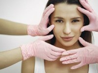 (P) Restabilește-ți tinerețea feței prin Lifting Facial și Blefaroplastie la AMOO Klinik București!