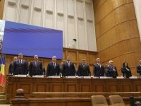 Guvernul Ciolacu a primit votul de încredere al Parlamentului, cu 240 de voturi „pentru”. Lista miniștrilor din noul cabinet