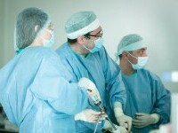 (P) „Am avut sentimentul că sunt singurul pacient. Doar așa s-ar putea explica dedicarea și empatia medicului”