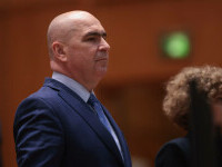 Moțiunea de cenzură împotriva Guvernului Bolojan, prezentată luni în Parlament. Dezbaterea și votul, pe 15 decembrie