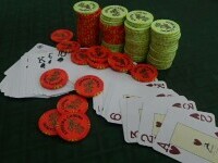 Tot mai mulți tineri fac terapie pentru a scăpa de dependența de jocuri de noroc. Orașele cu cele mai multe cereri