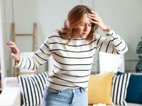 Senzația din capul pieptului care poate ascunde epilepsie. Medicii ne spun care sunt semnele la care trebuie să fim atenți