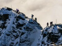 Un bărbat este acuzat de omor din culpă după ce și-a lăsat partenera în frig pe cel mai înalt munte al Austriei