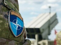 Cel mai mare producător de arme din Israel, exclus din licitațiile NATO. Achizițiile alianței, într-un scandal de corupție