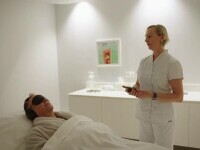 „Vacanță pentru somn” în Elveția. Sejurul dedicat odihnei costă 10.000 de dolari