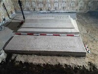 Mormântul lui Mircea cel Bătrân deschis după aproape o sută de ani. Ce au găsit arheologii vâlceni în interiorul lui. FOTO