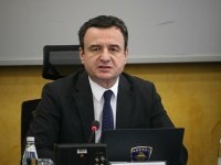 Kosovo primește migranți expulzați de SUA, pe fondul tensiunilor cu Washingtonul. Premierul Kurti, criticat dur de americani