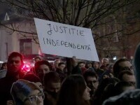A treia seară de proteste în București și în marile orașe. Manifestanții cer demisia Liei Savonea și schimbări în Justiție