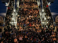 Mii de maghiari au protestat la Budapesta cerând demisia lui Viktor Orban. Sunt acuzate abuzuri într-un centru pentru minori