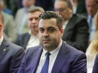 Procurorii DNA fac percheziții la Răzvan Cuc, fostul ministru al Transporturilor, într-un dosar de mită