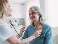 Românii ar putea avea dreptul la o a doua opinie medicală, plătită de stat. Ce prevede un proiect de lege