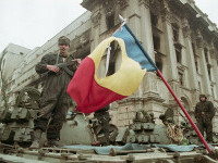 36 de ani de la Revoluţia din Decembrie 1989. ”Cea mai mare neîmplinire rămâne viaţa românilor”