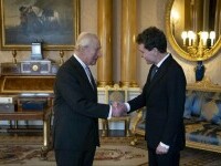 Nicușor Dan a fost primit la Palatul Buckingham de Regele Charles al III-lea. Mesajul transmis de șeful statului