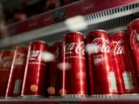 Ce se întâmplă în corpul tău când bei o doză de Coca-Cola. Experții sunt tot mai îngrijorați