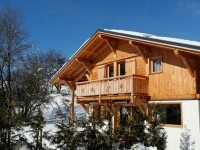 Doi bărbați au dat avans pentru o cazare de Revelion la Brașov. Ce a urmat după ce au trimis banii