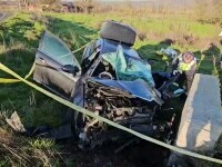 Accident grav în Constanța. Șase persoane rănite după ce mașina în care se aflau a lovit un cap de pod. VIDEO