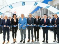 Chinezii cumpără mai multe fabrici din România și anunță peste 10.000 de angajați că urmează concedieri masive