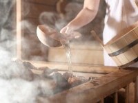 Doi soți au murit într-un incendiu după ce au rămas blocați într-o saună din Tokyo. Ce au descoperit autoritățile ulterior