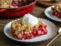 Crumble - desertul de la târgurile de Crăciun care a devenit viral. De ce a devenit popular și cum să-l prepari acasă