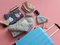 Cum să îți organizezi bagajul ca să nu plătești extra la avion. Sfaturi și idei simple