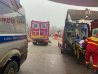 A căzut tavanul care acoperea piscina unui hotel din Sibiu. Trei adulți și patru minori au fost răniți | VIDEO