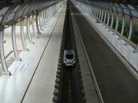 China doboară un nou record tehnologic: un vehicul a accelerat la 700 km/h în doar 2 secunde