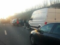 Plan Roșu de Intervenție activat, în urma unui accident între 10 mașini, în județul Olt. 27 de persoane implicate