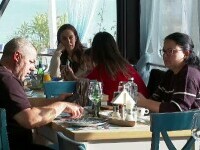 După mesele consistente de Crăciun, cherhanalele de la malul mării au fost pline de clienți care au poftit pește proaspăt