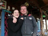 Turiștii străini, îndrăgostiți de tradițiile de Crăciun din Maramureș. Unii s-au mutat definitiv: „Am simțit ceva special”