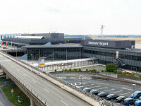 Zborurile de pe un aeroport din Germania au fost perturbate din cauza unor drone neidentificate