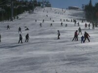 Ninsoarea a transformat Poiana Brașov într-un tărâm de basm. Hotelurile sunt aproape pline pentru Revelion. „Foarte frumos”