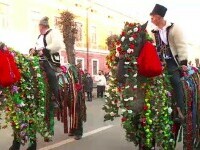 De Crăciun, în inima Maramureșului istoric, caii mândri cu hamuri împodobite au făcut senzație. Turiștii sunt încântați