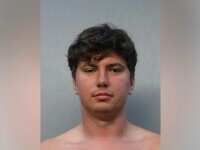 Caz foarte bizar. Un hoț care a dat lovitura în două case de lux din Florida a fost găsit de poliție gol-pușcă într-un garaj