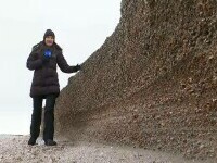 Fenomenul care a ”sculptat” litoralul românesc. Vântul puternic a creat terase de nisip de peste un metru în Mamaia