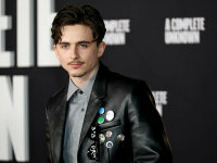 Timothée Chalamet a împlinit 30 de ani. Actorul și-a surprins fanii cu fotografii din copilărie. GALERIE FOTO