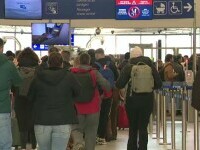 Avioanele și trenurile sunt pline de români care pleacă în vacanțe de Revelion: „Nu avem bani să-l facem în România”