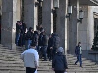 Bulgarii se îngrămădesc să cumpere euro. Au făcut coadă la Banca Națională