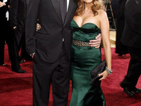 Iubita lui Borat rade cu pofta la fiecare sarut