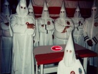Ku Klux Klan a anuntat ca va recruta evrei, homosexuali si persoane de culoare. Intentiile ascunse din spatele deciziei
