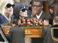 Kate Moss si Naomi Cambell si-au luat adio de la Alexander McQueen