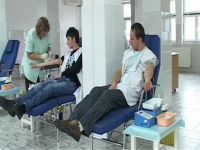 Elevii maramureseni au donat sange pentru victimele din Sighet