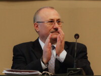 Secretarul de stat George Costin, eliberat din functie de premierul Ungureanu
