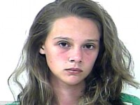 Trebuia sa fie dadaca unui copil de 9 ani, insa noaptea tanara facea altceva cu baiatul